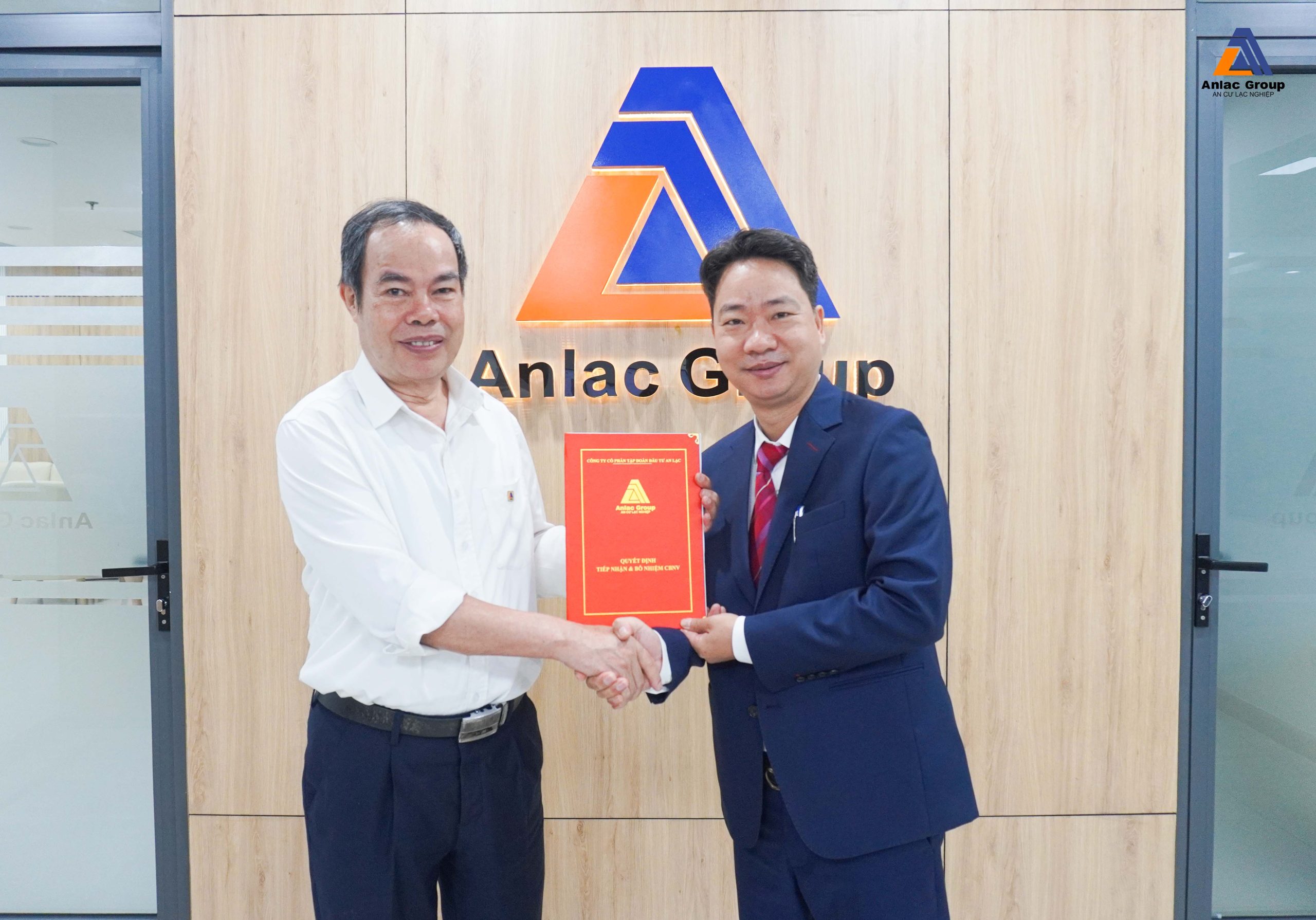 TẬP ĐOÀN AN LẠC TRAO QUYẾT ĐỊNH TIẾP NHẬN VÀ BỔ NHIỆM NHÂN SỰ QUẢN LÝ CHỦ CHỐT